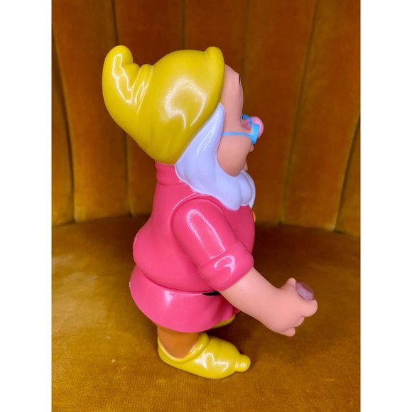 DOC - SEVEN DWARFS - 1992 - 6" Color Change Figure - Mattel - Disney Snow White - Picture 2 of 6
